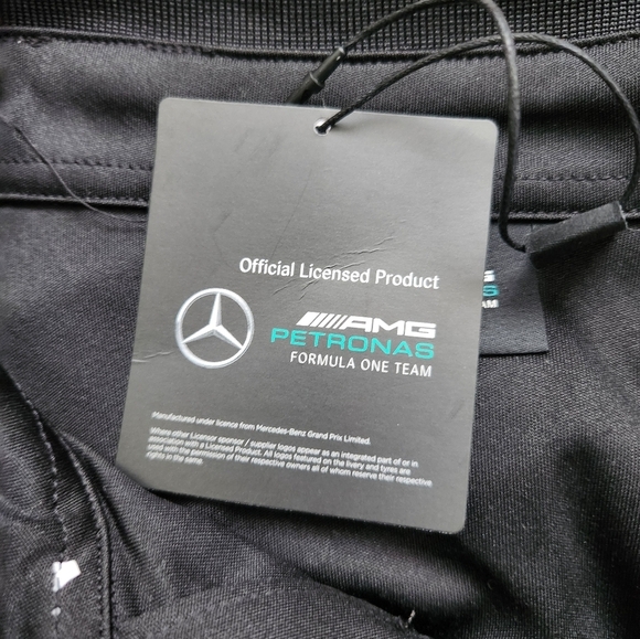 Mercedes AMG Petronas Formula One 2023 Team Black and Red Polo Shirt NWT - Picture 8 of 9